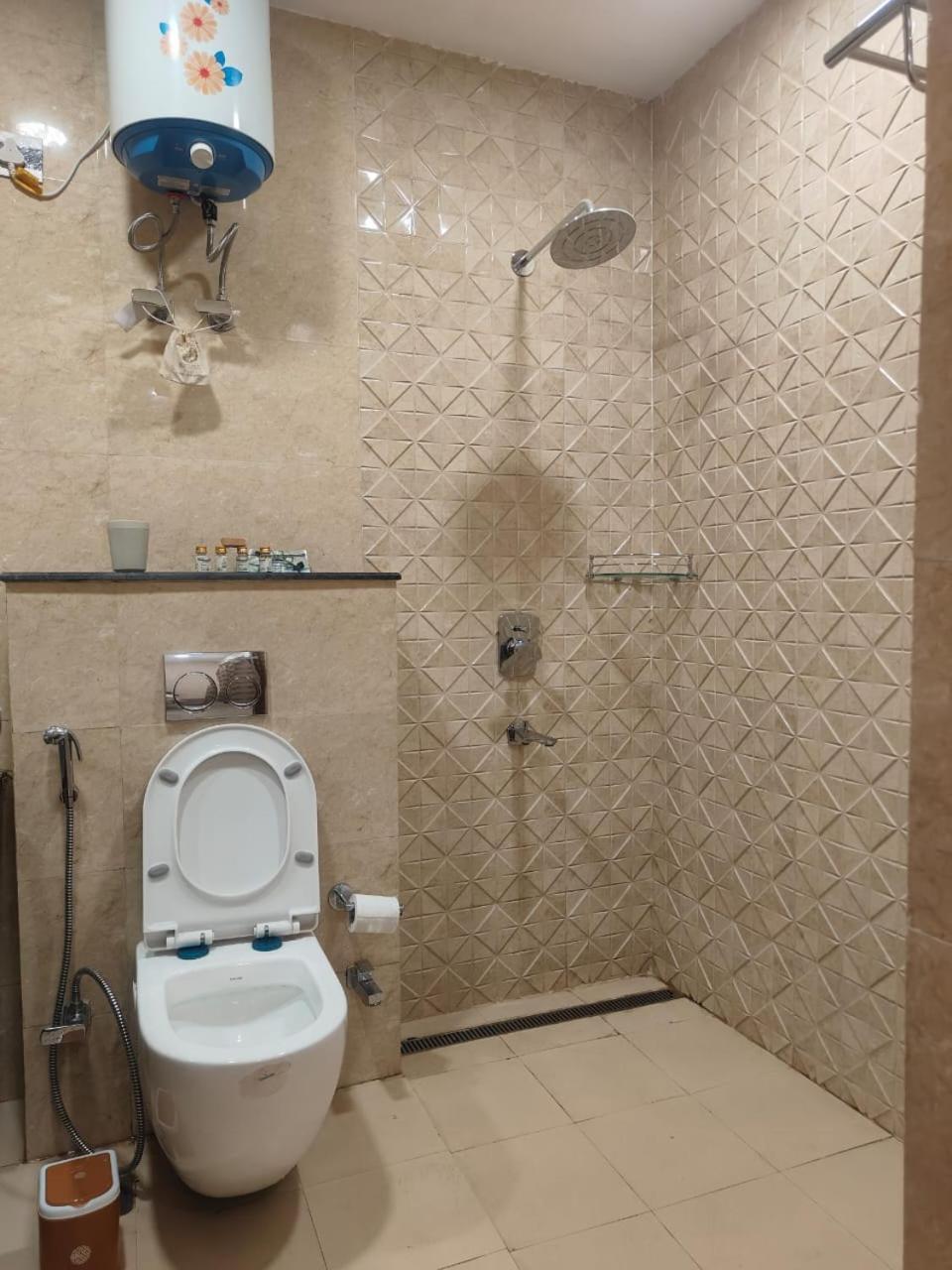Villa In Vrindavan, Hare Krishna M Extérieur photo