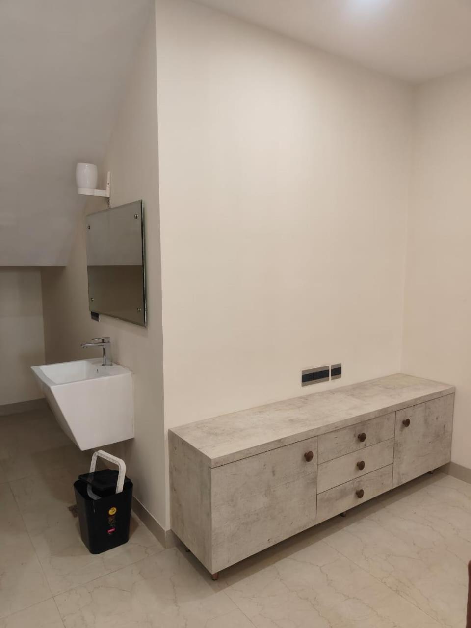 Villa In Vrindavan, Hare Krishna M Extérieur photo